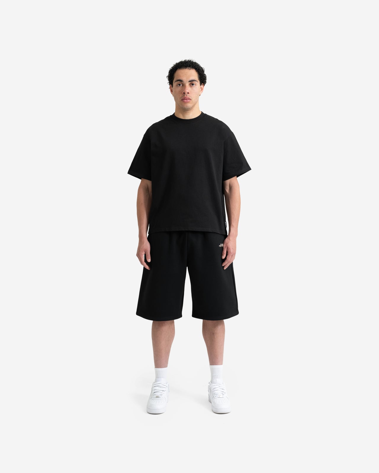 TEE (BLACK)