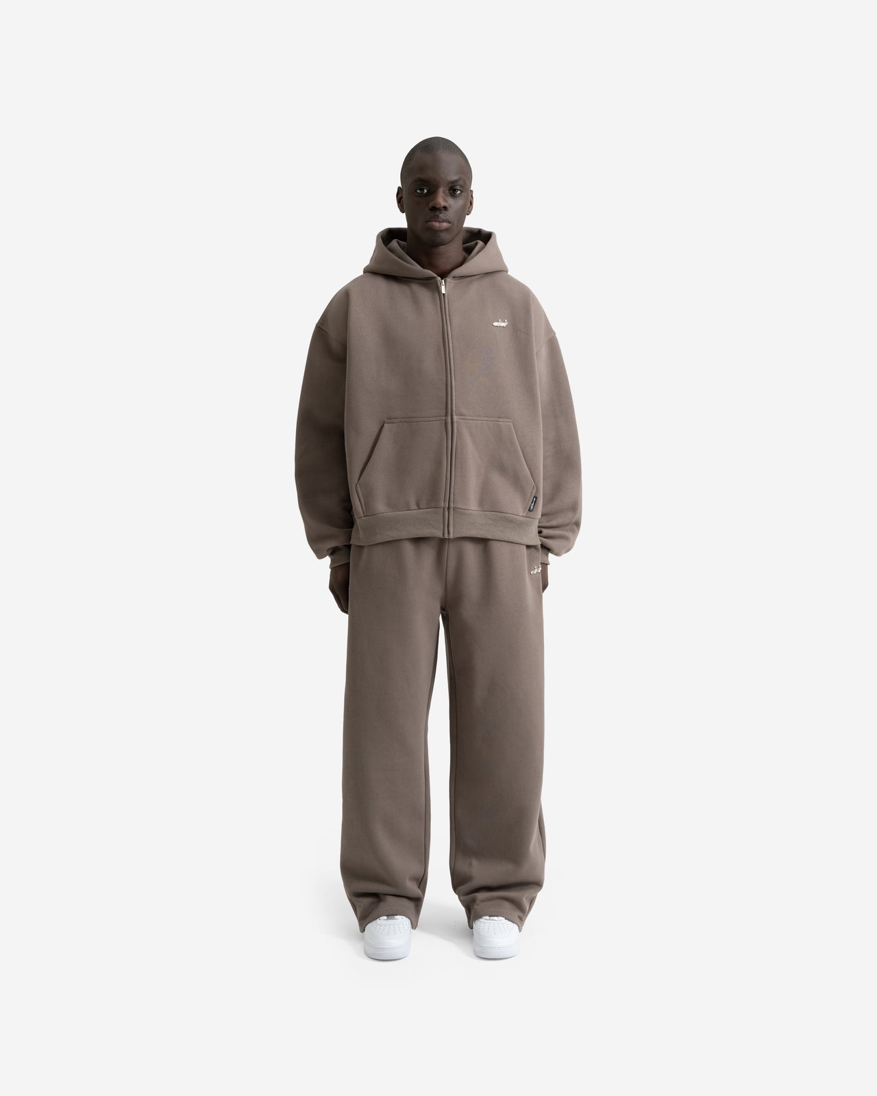 ZIP HOODIE (UMBER)