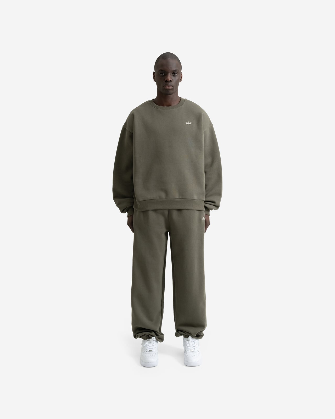 CUFFED JOGGER (MOSS)