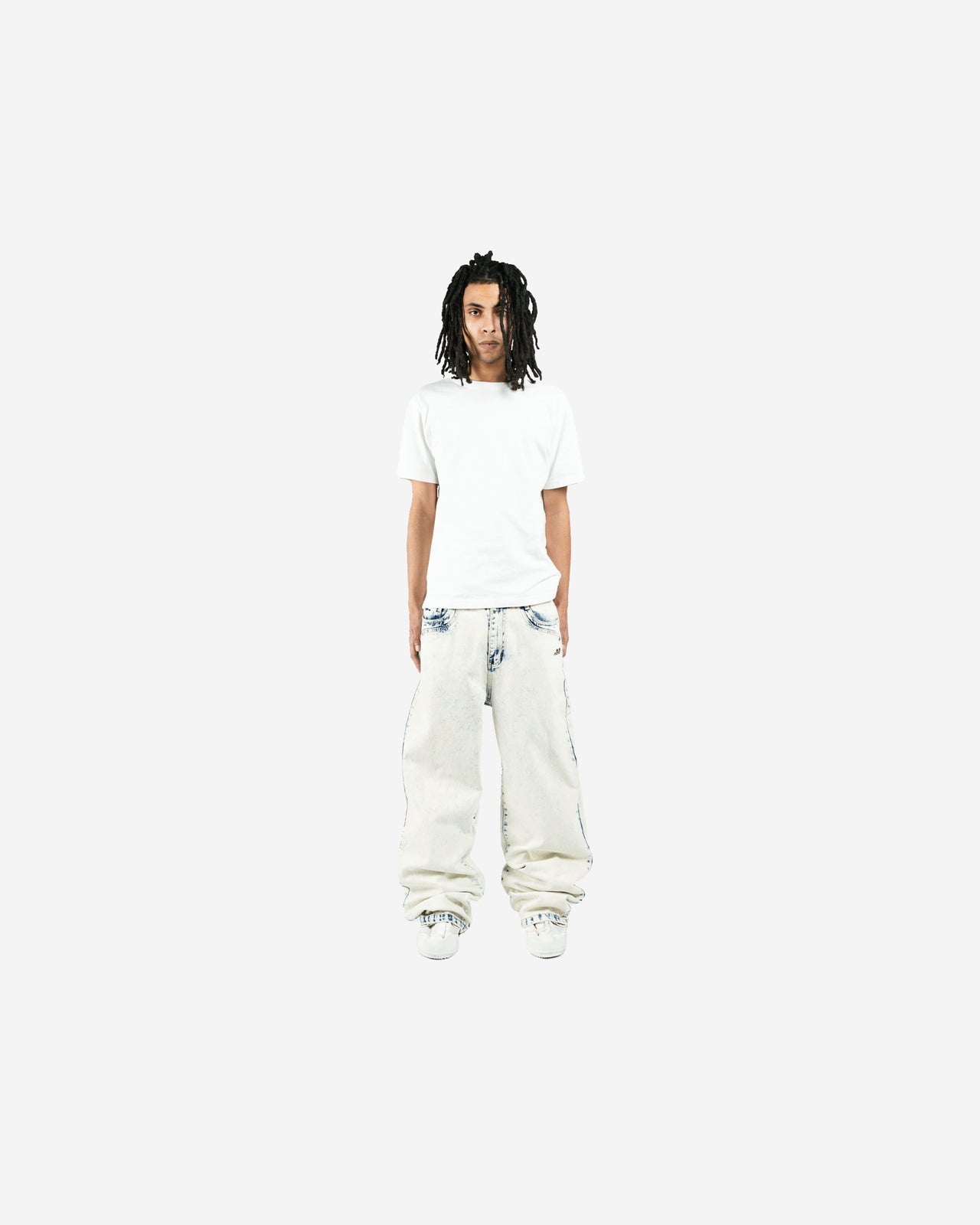EVERYDAY BLEACHED DENIM