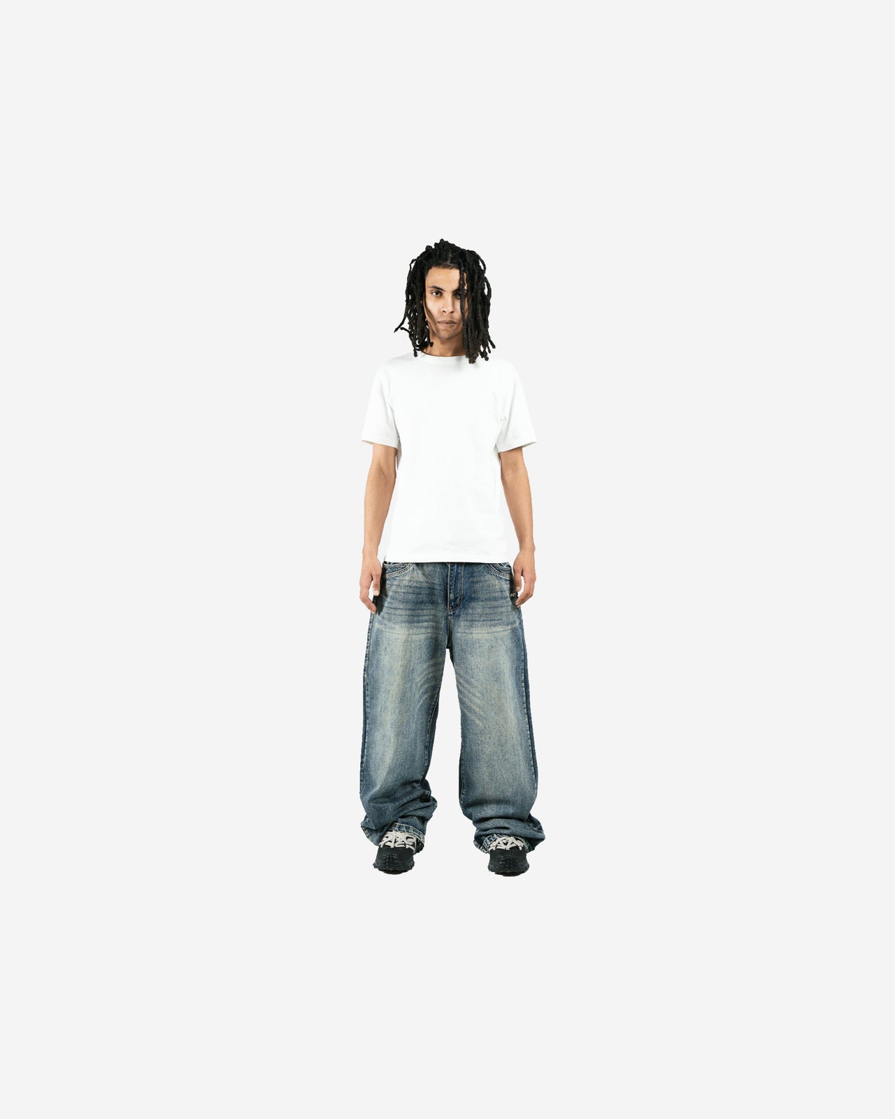 EVERYDAY WASHED BLUE DENIM