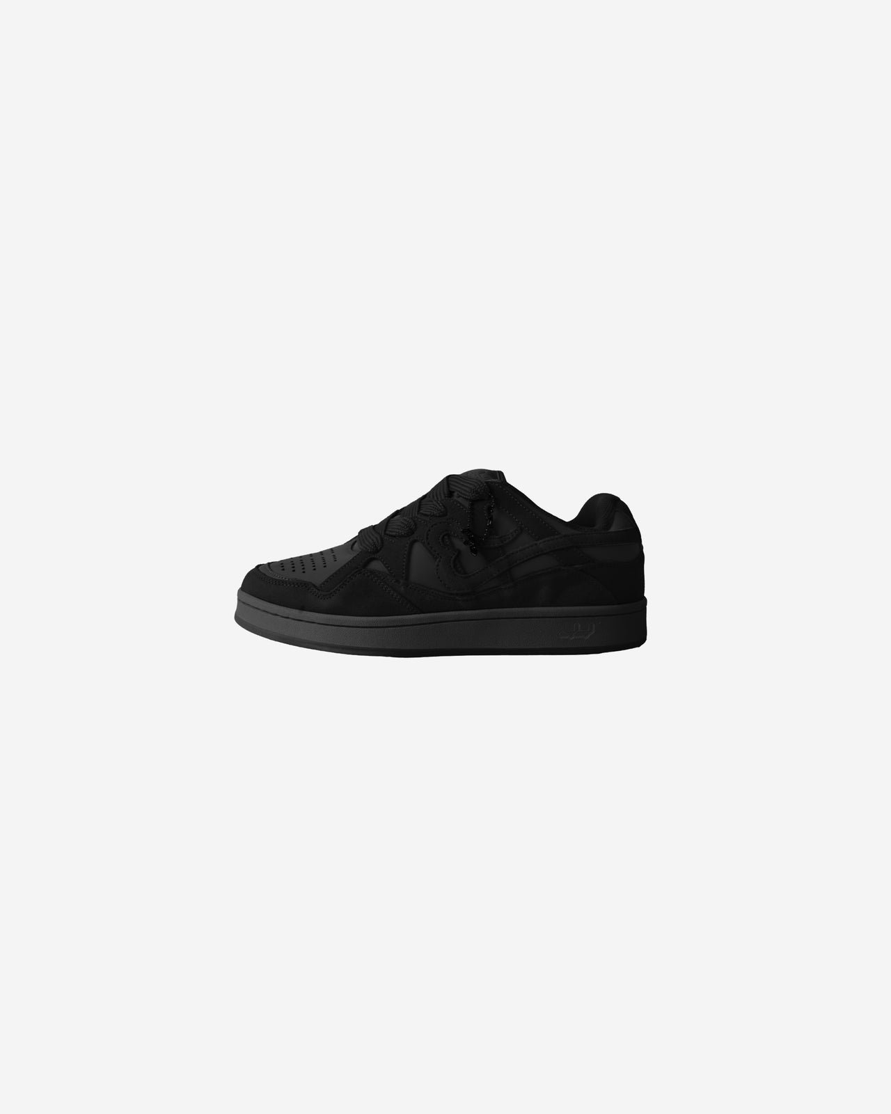 BIG STEPPER (TRIPPLE BLACK)