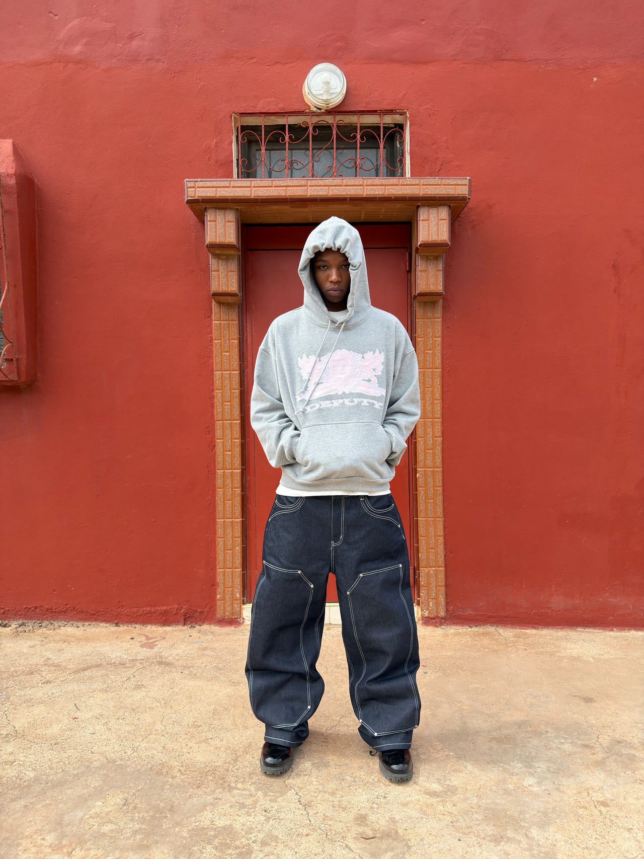 COAT ARMS HOODIE