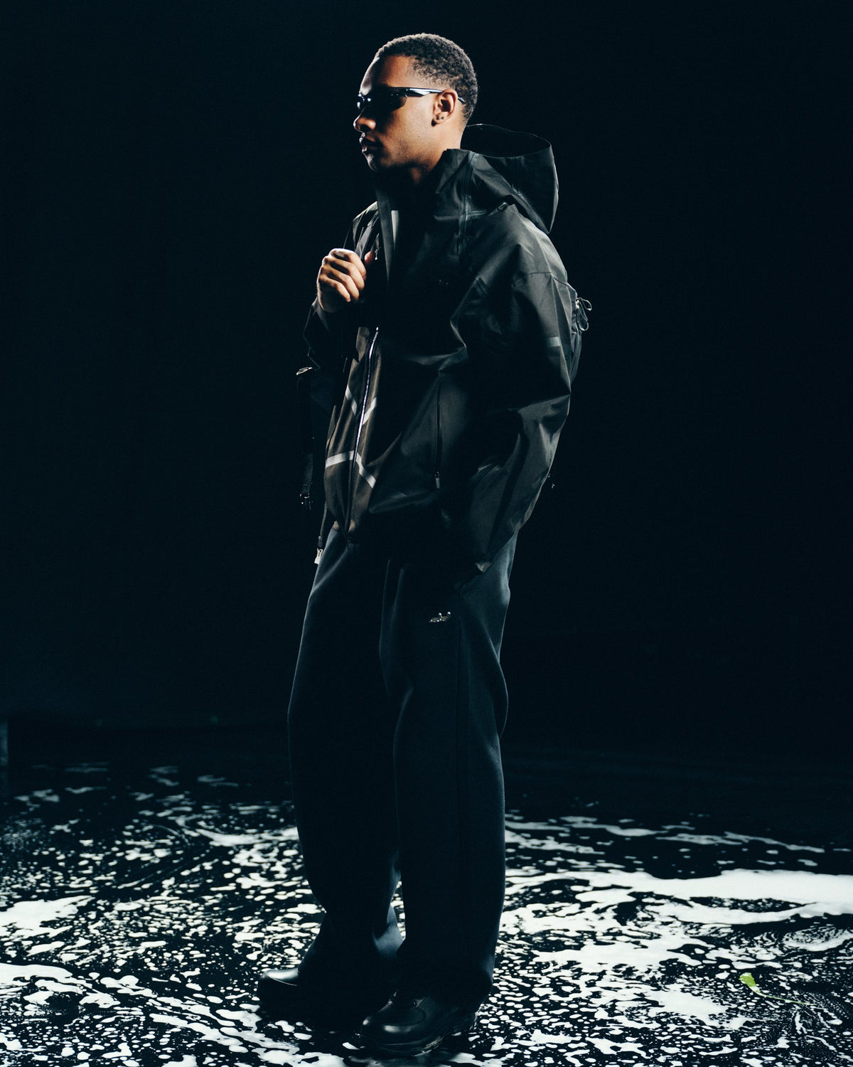 TECH JACKET (BLACK)